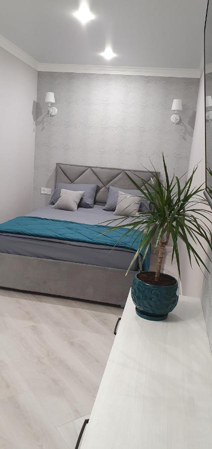 Flat in the city center Poltava Exterior photo